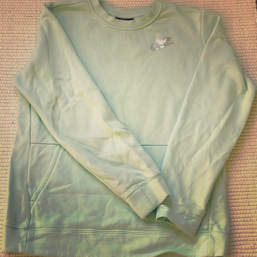 Nike sweatshirt